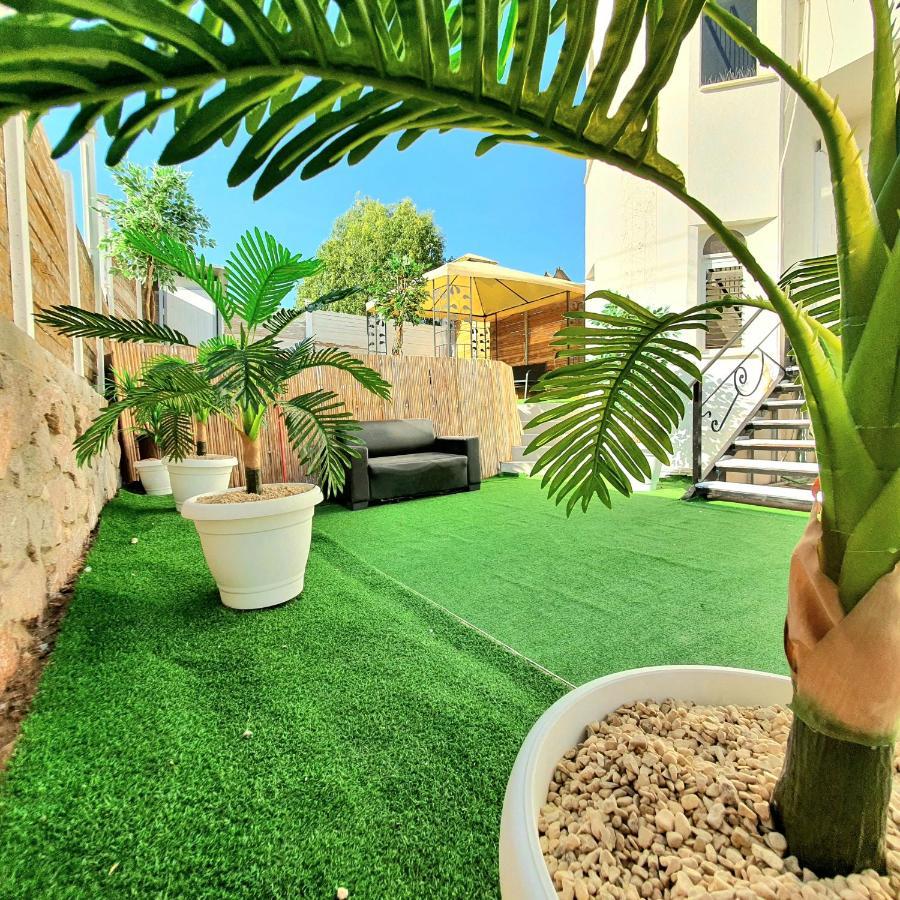 Barak Royal Suites 20 Garden Jacuzzi - ג'קוזי בחצר Eilat Bagian luar foto