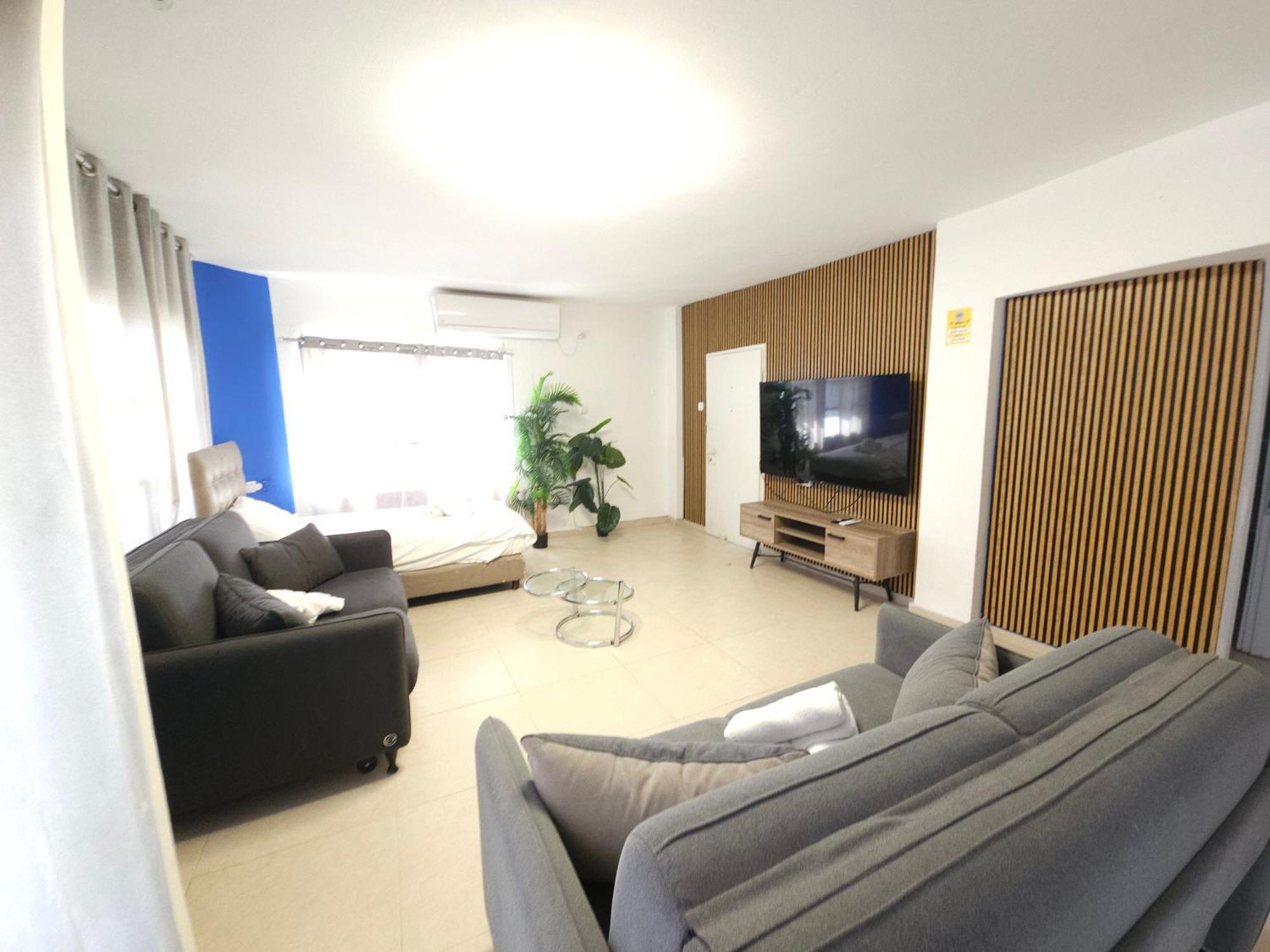 Barak Royal Suites 20 Garden Jacuzzi - ג'קוזי בחצר Eilat Bagian luar foto
