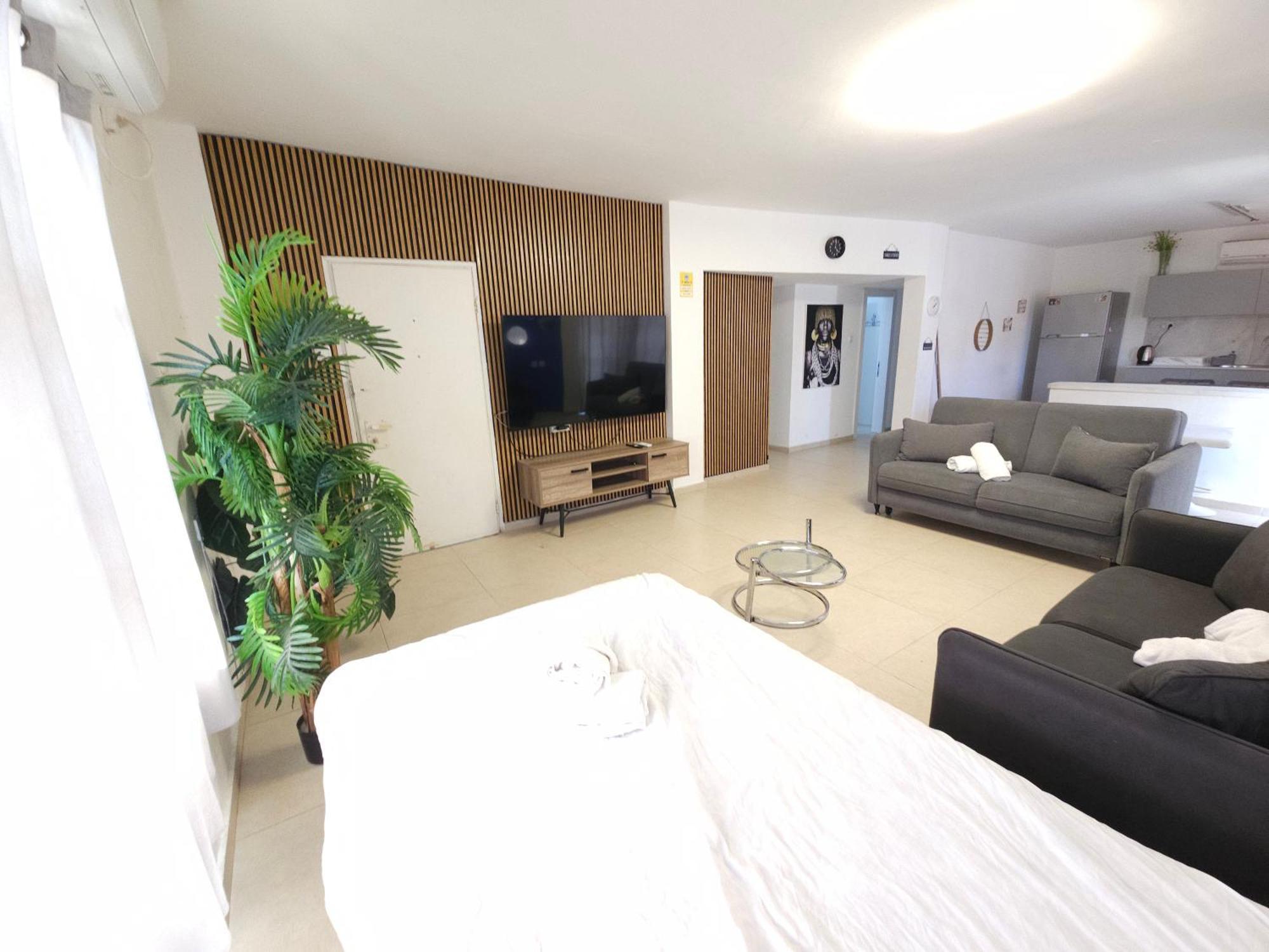 Barak Royal Suites 20 Garden Jacuzzi - ג'קוזי בחצר Eilat Bagian luar foto